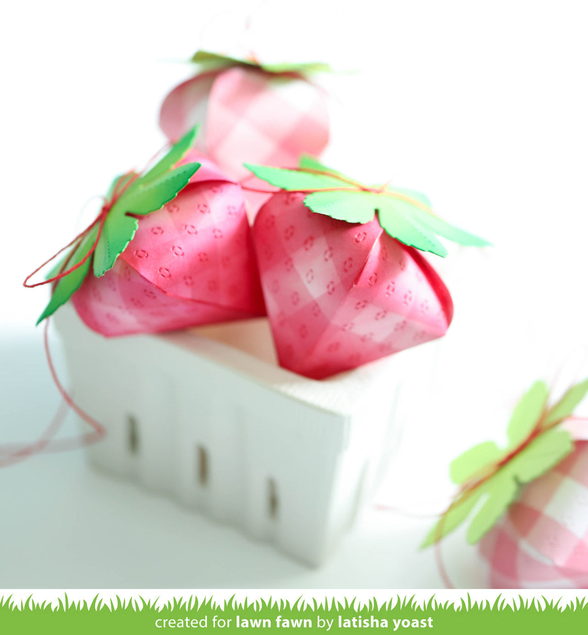strawberry treat box