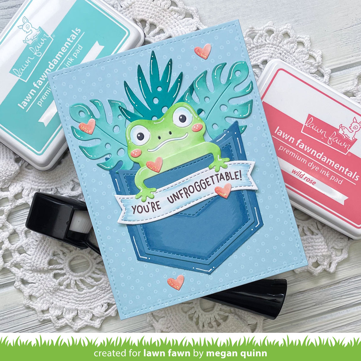 tiny gift box lizard and snake add-on